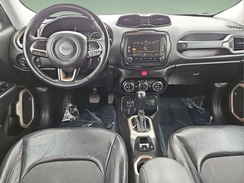 Used 2017 Jeep Renegade Trailhawk AWD/4WD image 15