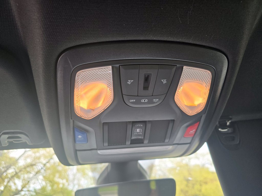 Used 2023 RAM 1500 Big Horn AWD/4WD image 12