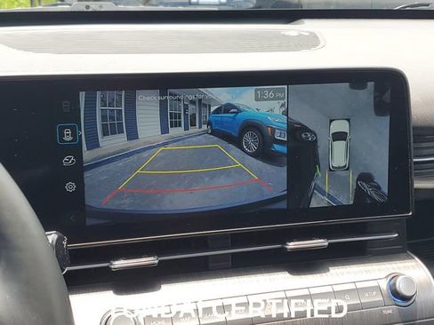 Certified 2024 Hyundai Kona Limited FWD image 18