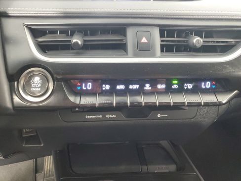 Used 2019 Lexus UX 200 w/ Accessory Package 2 FWD image 19