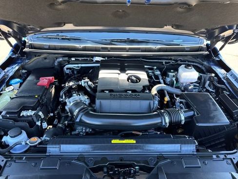 Used 2025 Nissan Frontier PRO-4X image 23
