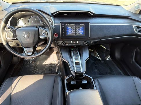 Used 2018 Honda Clarity Touring image 16