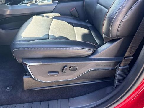 Used 2023 Ford F150 Lariat w/ Trailer Tow Package image 23