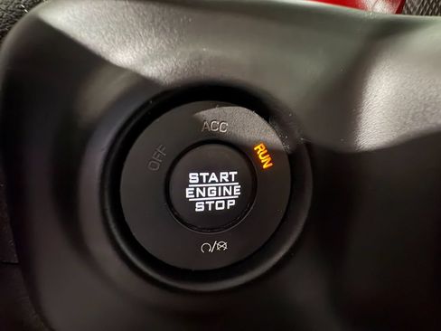 Used 2021 Jeep Wrangler Unlimited Rubicon AWD/4WD image 33