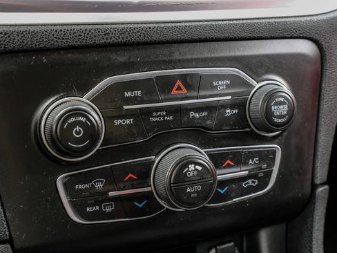 Used 2019 Dodge Charger R/T image 28