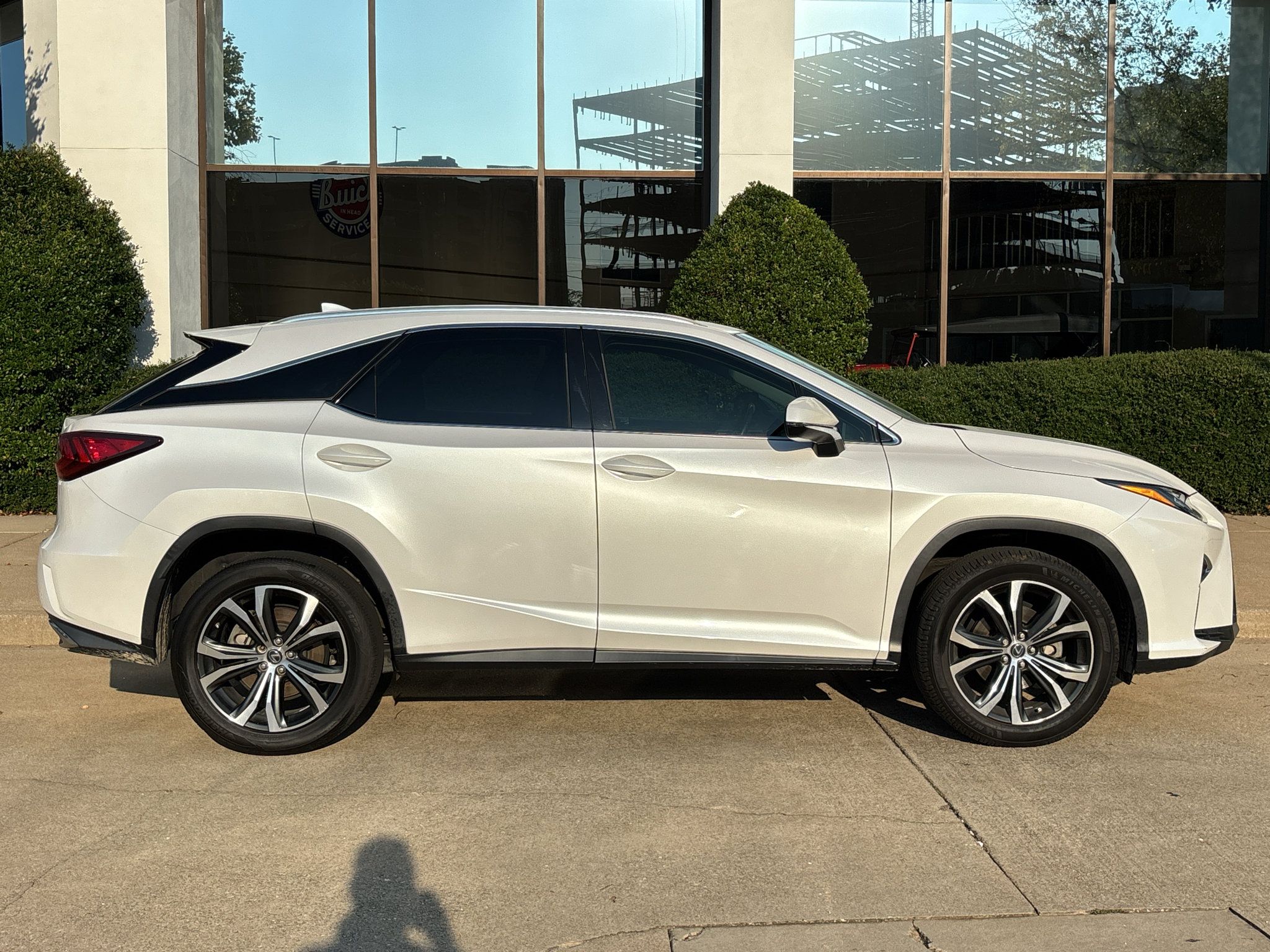 Used 2019 Lexus RX 350 FWD w/ Navigation Package image 9