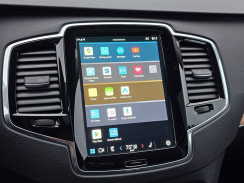 Used 2023 Volvo XC90 T8 Plus w/ Protection Package Premier image 24