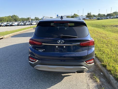 Used 2020 Hyundai Santa Fe Limited FWD image 9