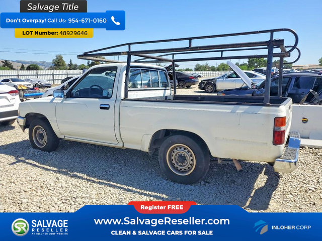 Used 1991 Toyota Pickup Deluxe RWD image 3
