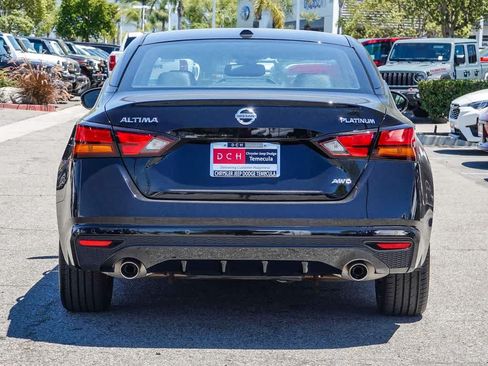 Used 2021 Nissan Altima 2.5 Platinum AWD/4WD image 5