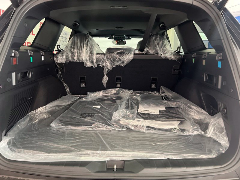 New 2026 Subaru Outback Limited XT AWD/4WD image 8