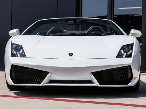 Used 2014 Lamborghini Gallardo LP 550-2 image 4