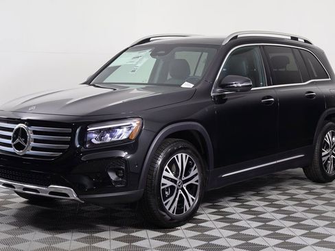 New 2026 Mercedes-Benz GLB 250 image 1
