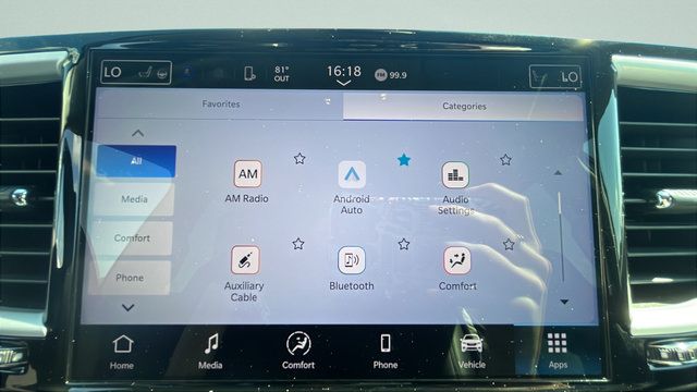 Used 2024 Chrysler Pacifica Touring-L FWD image 15