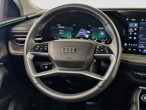 Certified 2025 Audi Q5 Premium Plus w/ Premium Plus AWD/4WD image 18