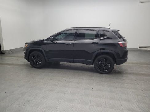 Used 2019 Jeep Compass Latitude AWD/4WD image 3