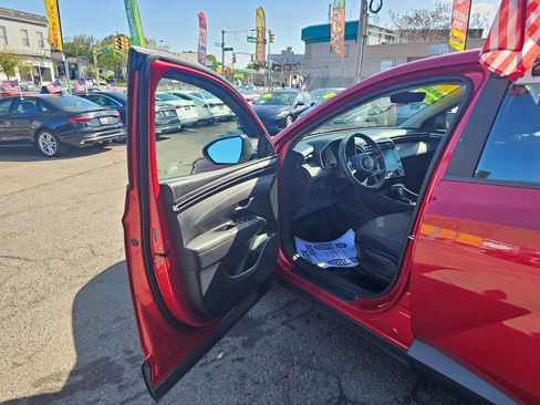 Used 2022 Hyundai Tucson SE FWD image 9