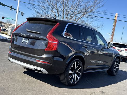 Used 2020 Volvo XC90 T6 Momentum image 16
