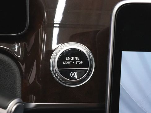 Used 2021 Mercedes-Benz S 580 4MATIC Sedan image 25