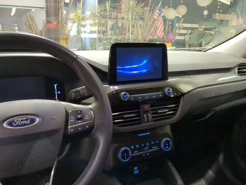 Used 2023 Ford Escape Active FWD image 12
