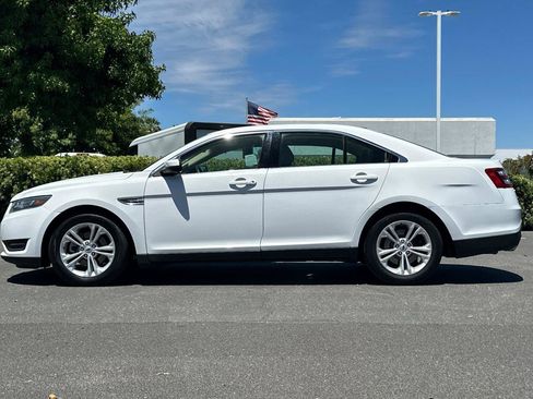 Used 2017 Ford Taurus SEL w/ Equipment Group 201A FWD image 7