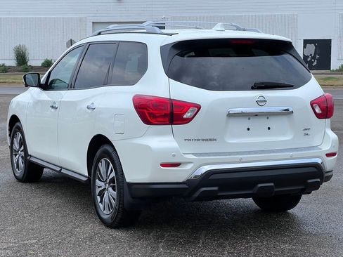 Used 2020 Nissan Pathfinder SL w/ Cargo Package AWD/4WD image 10