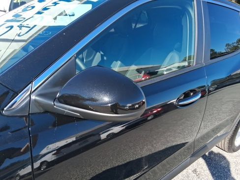 Certified 2025 Buick Encore GX Preferred image 3