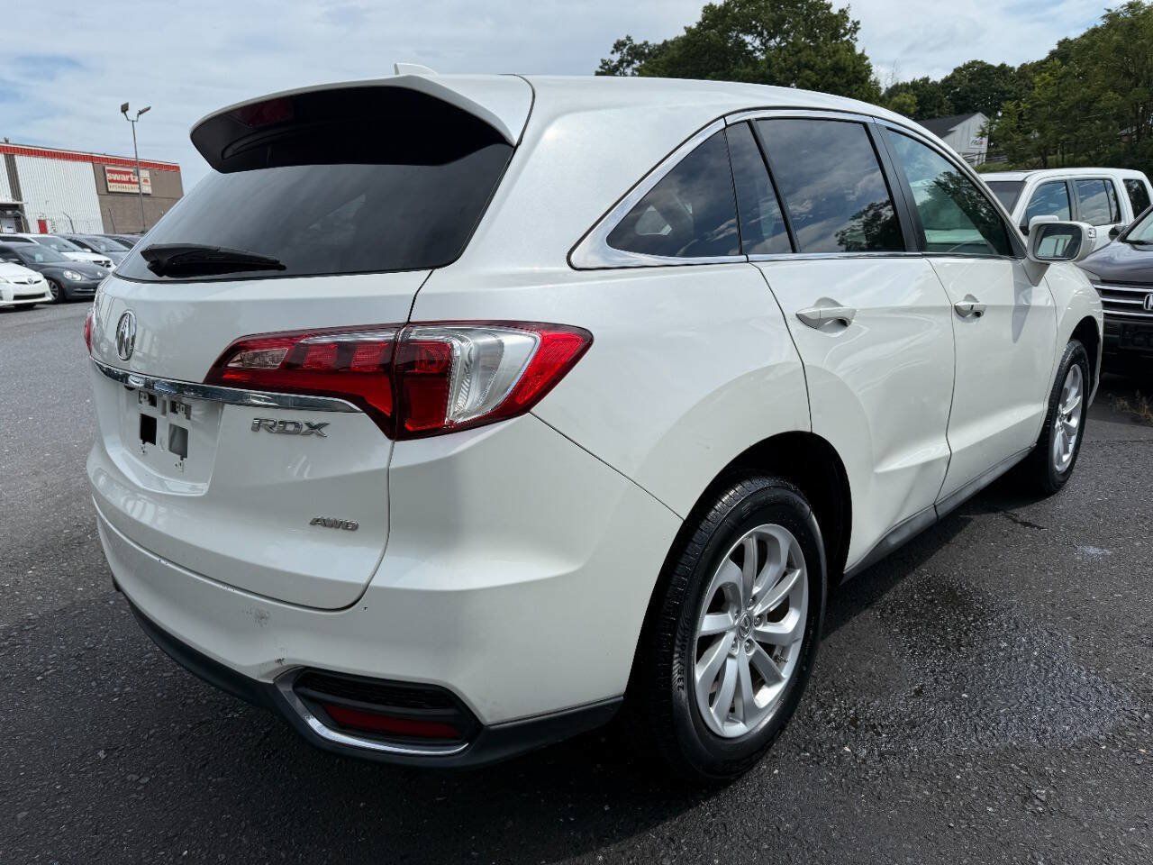 Used 2017 Acura RDX AWD image 5