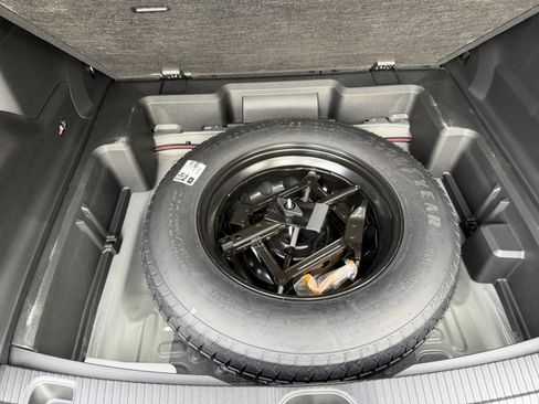 New 2026 Jeep Cherokee Laredo AWD/4WD image 11