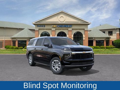 New 2026 Chevrolet Suburban LS image 2