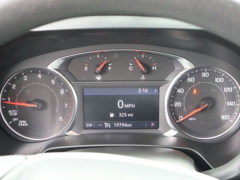 Used 2025 Chevrolet Blazer LT FWD image 28