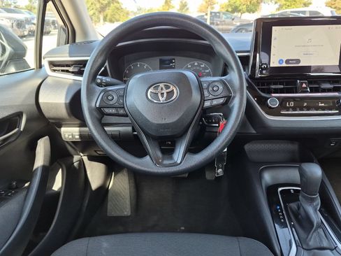 Certified 2025 Toyota Corolla LE FWD image 13