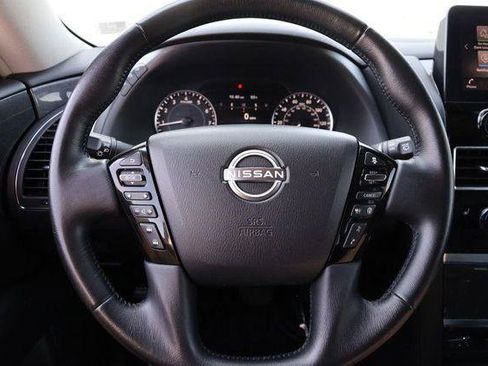 Used 2024 Nissan Armada SV AWD/4WD image 11