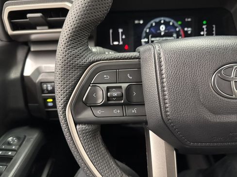 New 2025 Toyota Tacoma SR5 image 18