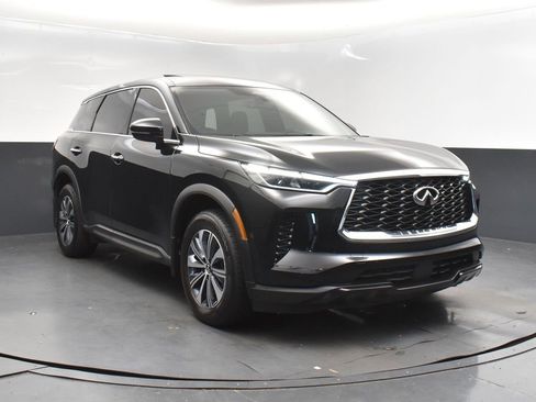 Certified 2025 INFINITI QX60 Pure image 9