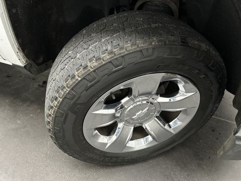 Used 2016 Chevrolet Silverado 1500 LTZ w/ Sport Package AWD/4WD image 12