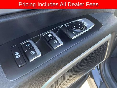 Used 2022 Kia Telluride S AWD/4WD image 21