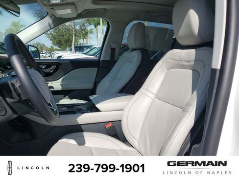 New 2025 Lincoln Aviator Reserve image 18