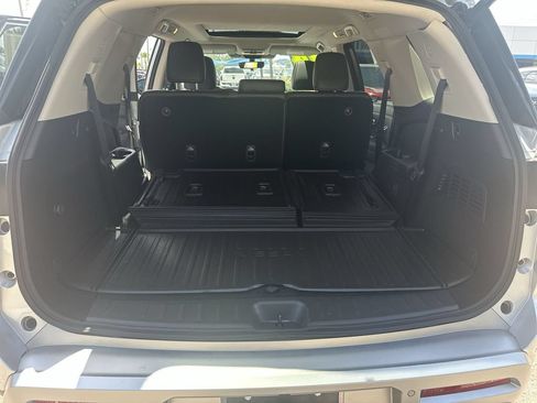 Used 2024 Nissan Pathfinder Platinum w/ Cargo Package FWD image 23