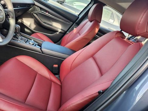 New 2026 MAZDA MAZDA3 Carbon image 9