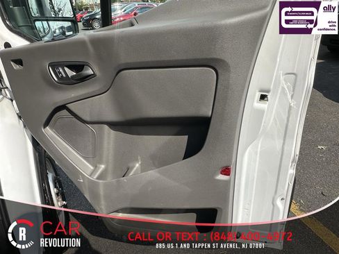 Used 2022 Ford Transit 250 148 High Roof Extended AWD image 38