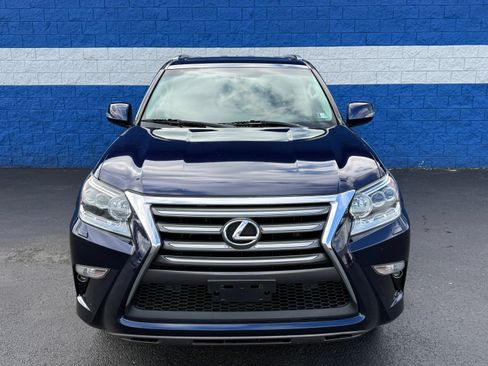 Used 2019 Lexus GX 460 Premium AWD/4WD image 4