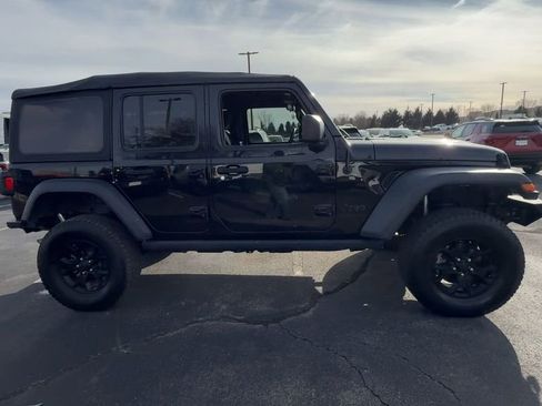 Used 2020 Jeep Wrangler Unlimited Sport AWD/4WD image 9