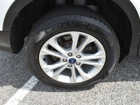 Used 2019 Ford Escape S FWD image 33