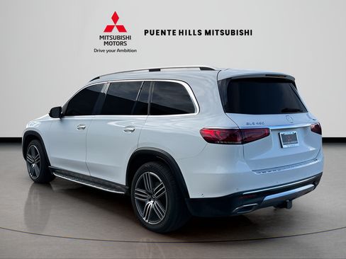 Used 2022 Mercedes-Benz GLS 450 4MATIC image 7