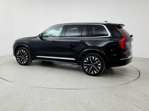 New 2026 Volvo XC90 B5 Plus w/ Protection Package image 7