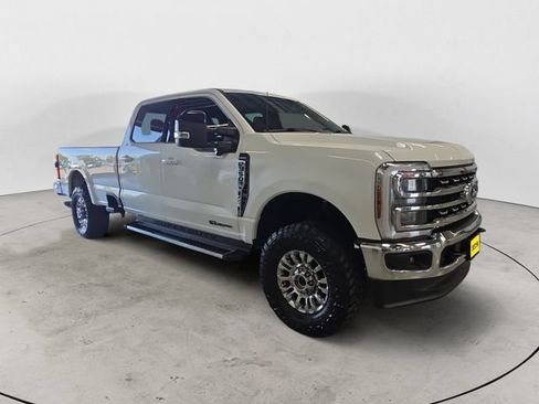 Used 2024 Ford F350 Lariat w/ FX4 Off-Road Package AWD/4WD image 3