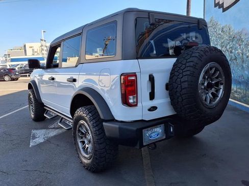 Certified 2023 Ford Bronco 4-Door image 3