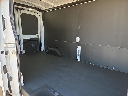 New 2026 Ford Transit 250 148 Medium Roof w/ Load Area Protection Package image 9