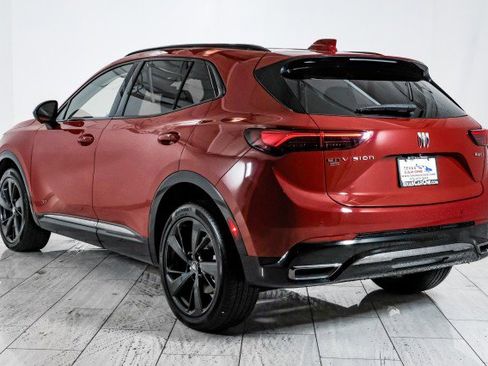 Used 2025 Buick Envision Sport Touring image 8